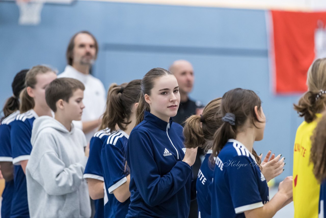 Bild 89 - C-Juniorinnen Loewinnen Cup